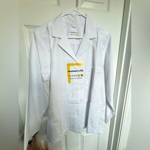 Wonder Lab Women's Fit White Lab Coat